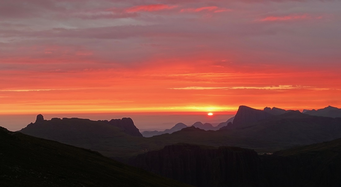 Sunrise in the Drakensberg mountains near the Hanging valleys