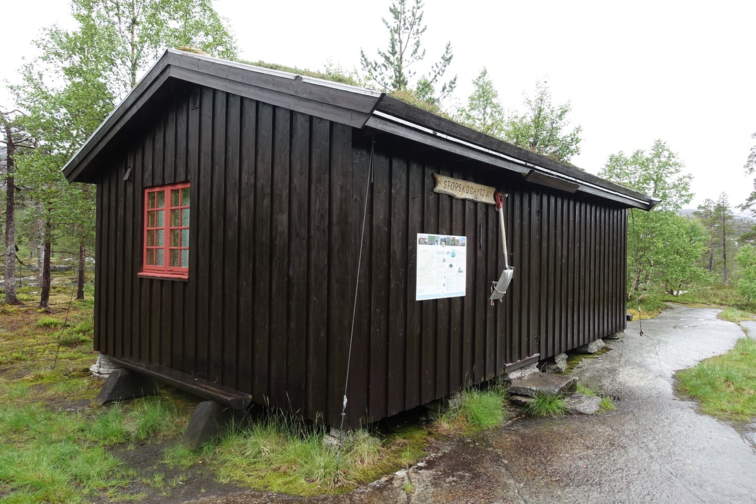 Storskogvasshytta hut in Rago Norway