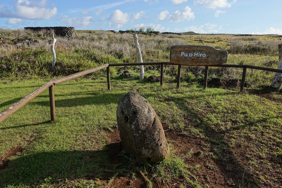 Pu o Hiro, roadside stop along the norther coast of Easter Island