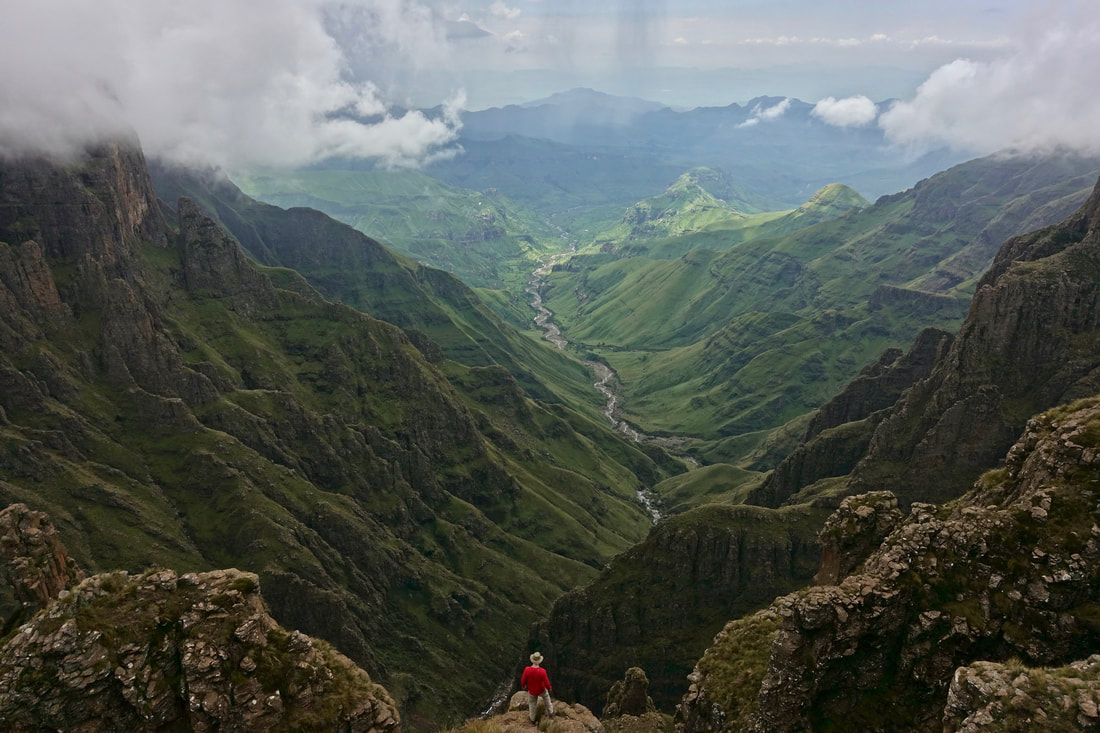 Mweni cutback on the Drakensberg hike in South Africa