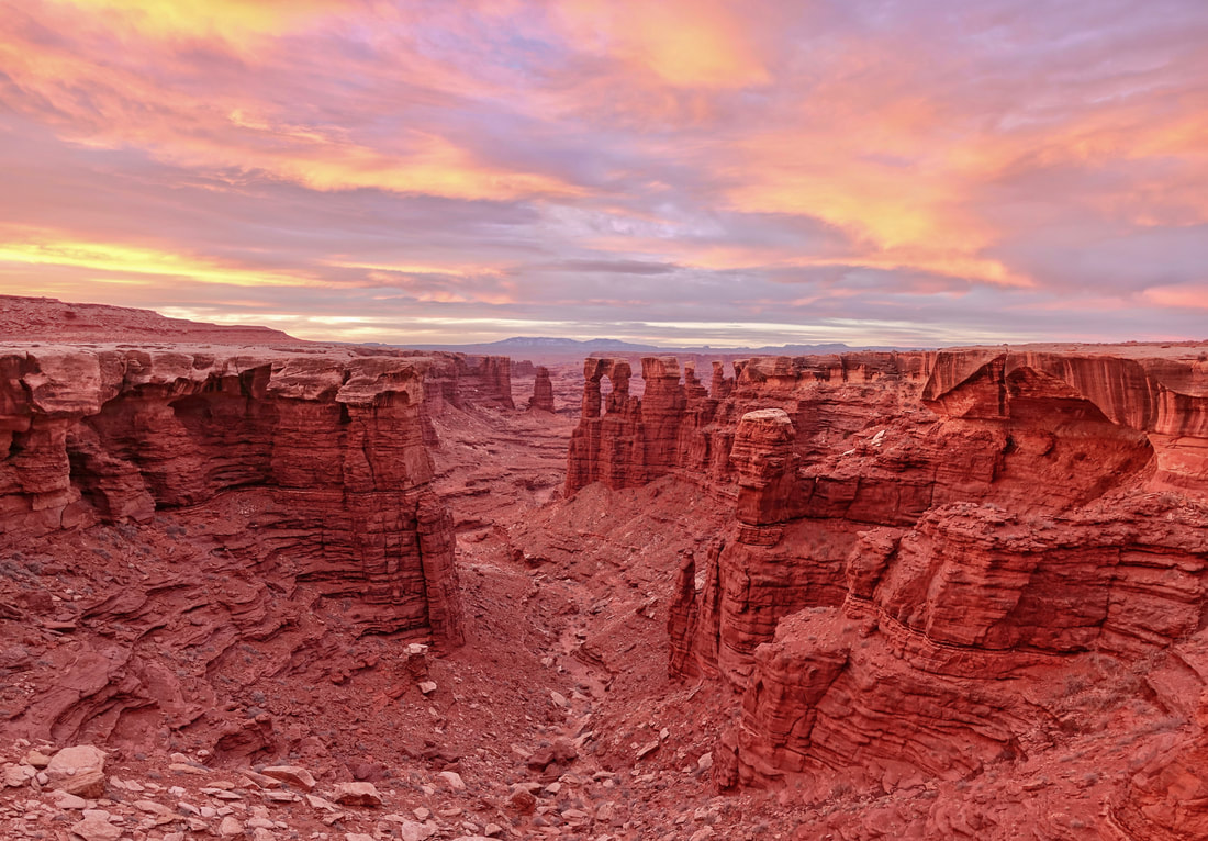 Sunrise at Monument Basin on the White Rim Trail in Canyonlands National park
